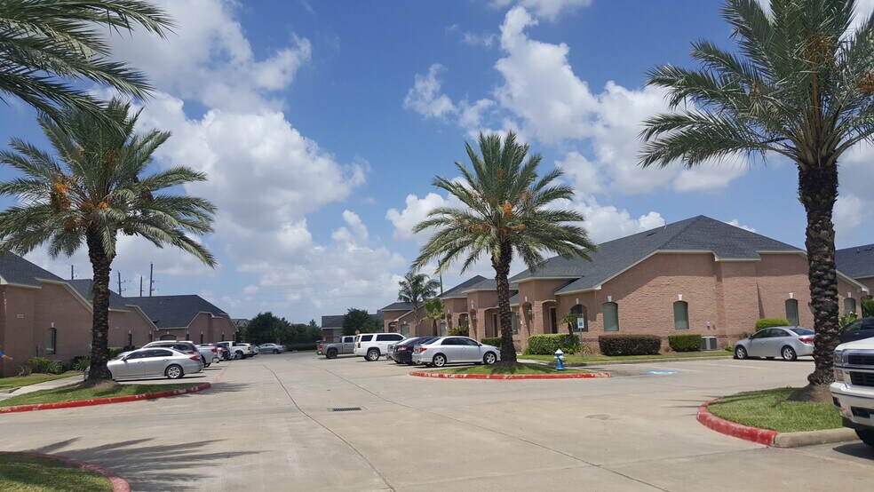 1800 Snake River Rd, Katy, TX à vendre - Photo de l’immeuble – Image 2 sur 12