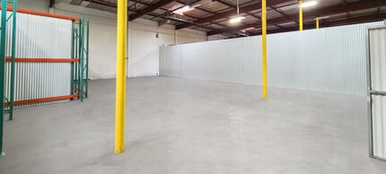 5625 E Firestone Blvd, South Gate, CA à louer Photo intérieure– Image 2 sur 3