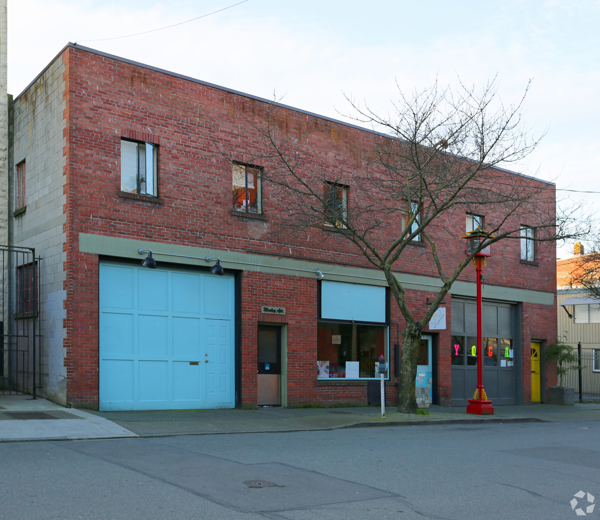 543-549 Herald St, Victoria, BC à louer Photo principale– Image 1 sur 4