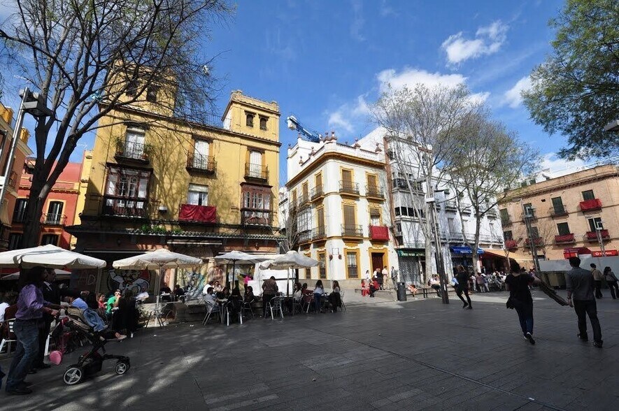 Local commercial dans SEVILLA, Sevilla à louer - Photo de l’immeuble – Image 1 sur 1