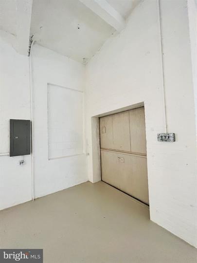 415 W Pike St, Philadelphia, PA à vendre - Photo intérieure – Image 2 sur 19