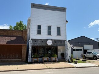 Plus de détails pour 320 N Main St, Scandinavia, WI - Local d’activités à vendre