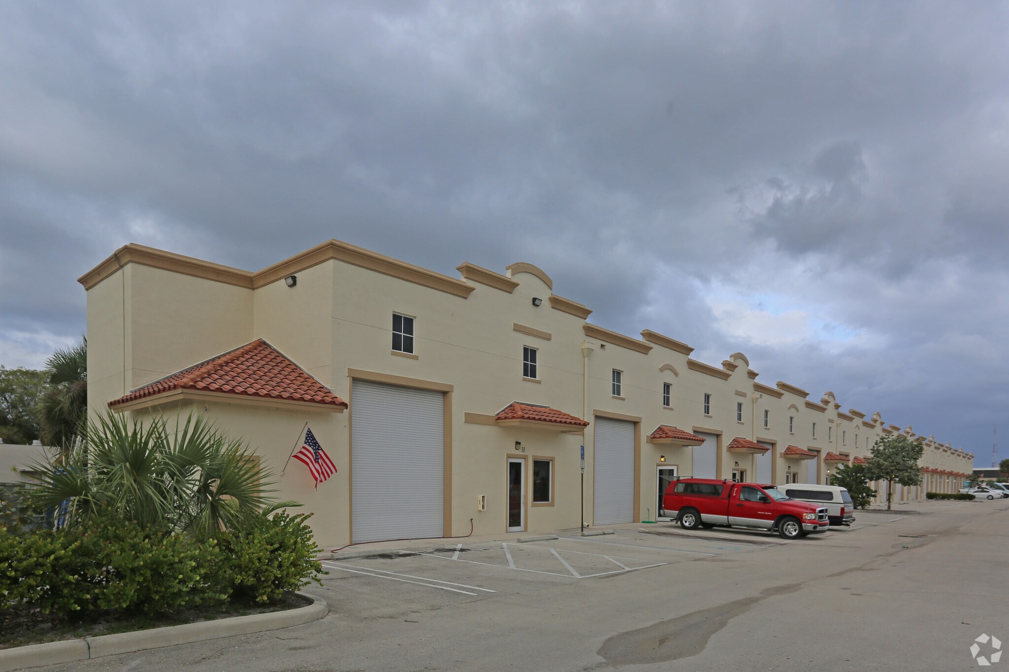 1118 25th St, West Palm Beach, FL à louer Photo principale– Image 1 sur 14