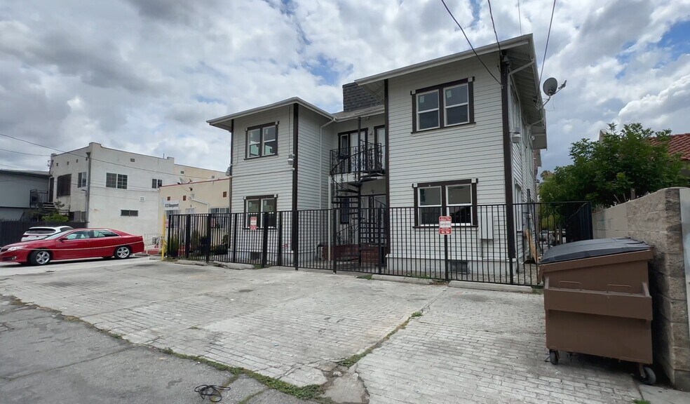 1255 S Atlantic Blvd, Los Angeles, CA à vendre - Photo de l’immeuble – Image 2 sur 15