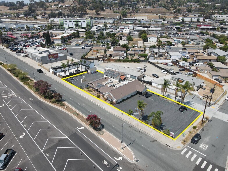 624 El Cajon Blvd, El Cajon, CA à vendre - Aérien – Image 2 sur 14