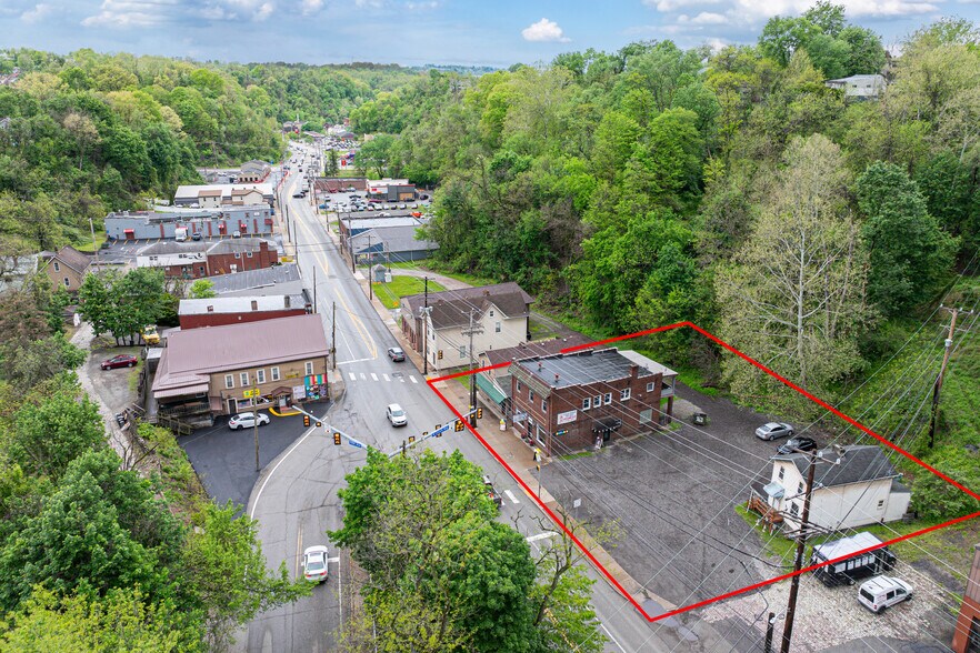 2721 5th Ave, McKeesport, PA à vendre - Photo de l’immeuble – Image 2 sur 14