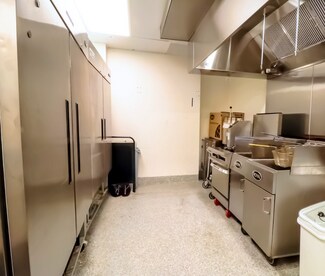 Plus de détails pour 383 Bridge St, Brooklyn, NY - Local commercial à louer