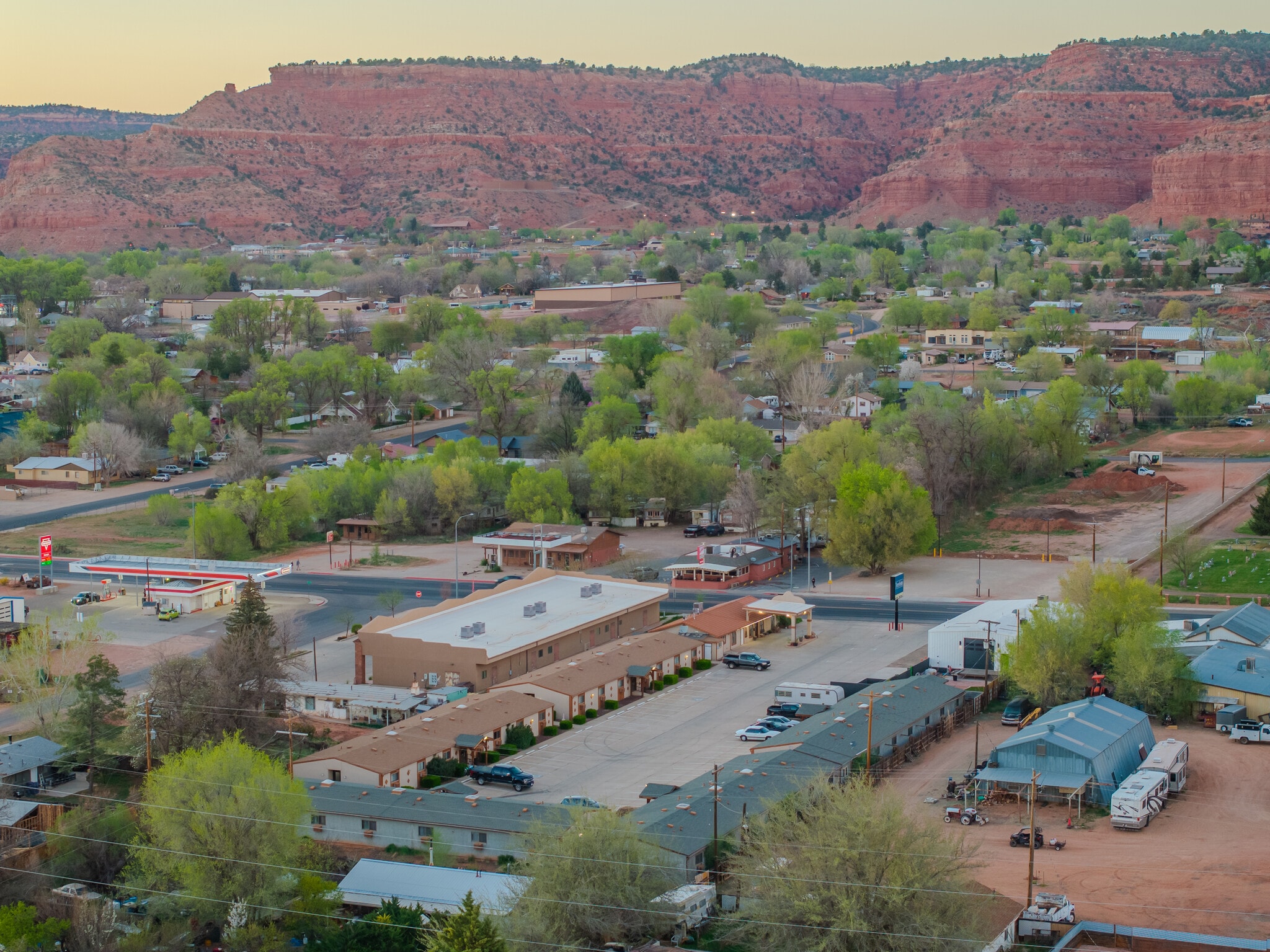 386 E 300 S, Kanab, UT à vendre Photo principale– Image 1 sur 53