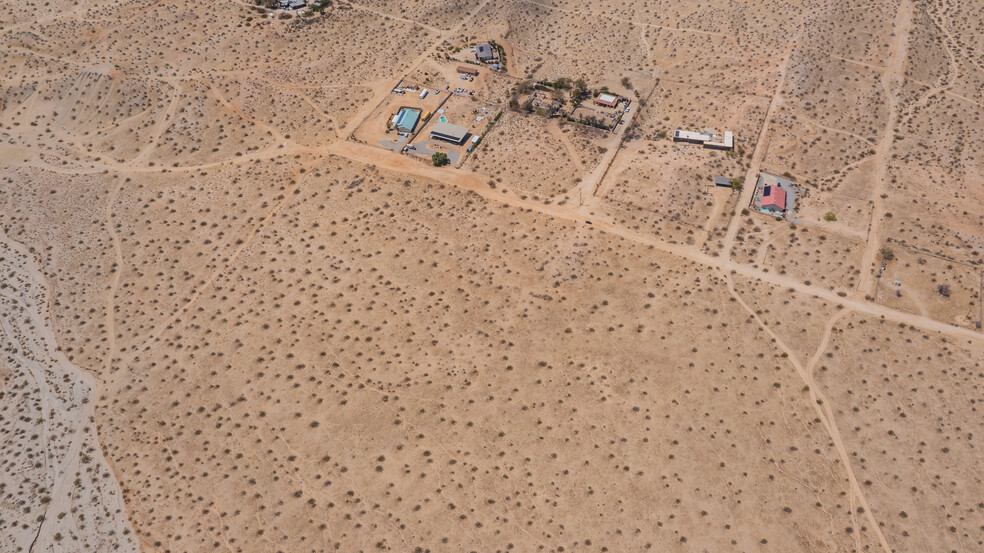 McCarger Rd, Desert Hot Springs, CA à vendre - Photo de l’immeuble – Image 3 sur 5