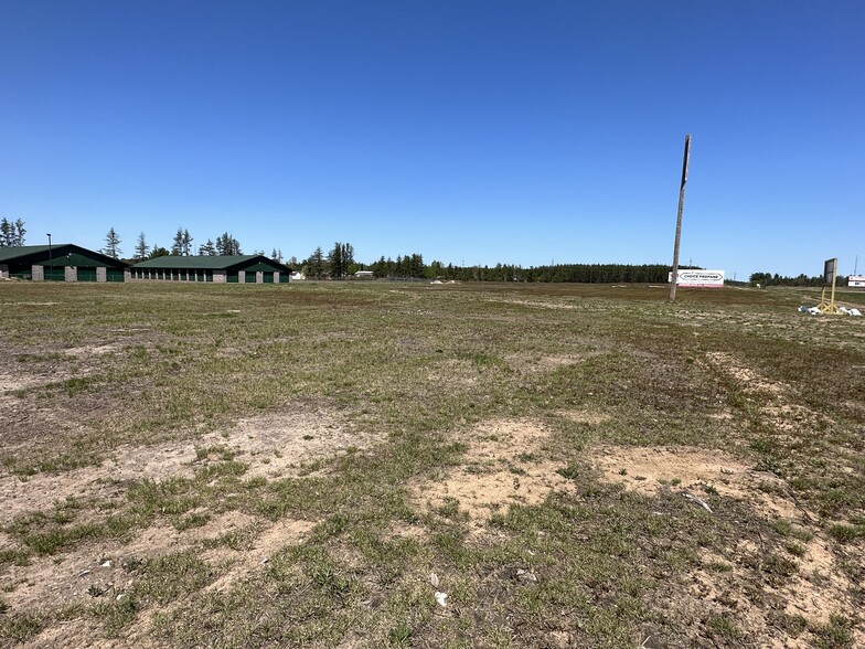 115 N M-553 Hwy, Gwinn, MI à vendre - Photo de l’immeuble – Image 2 sur 6