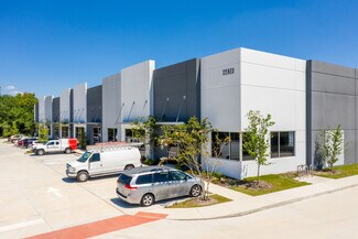 Plus de détails pour 6838 Hoffner Ave, Orlando, FL - Industriel/Logistique à vendre