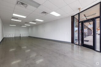 7000 S Redwood Rd, West Jordan, UT à louer Photo intérieure– Image 2 sur 8