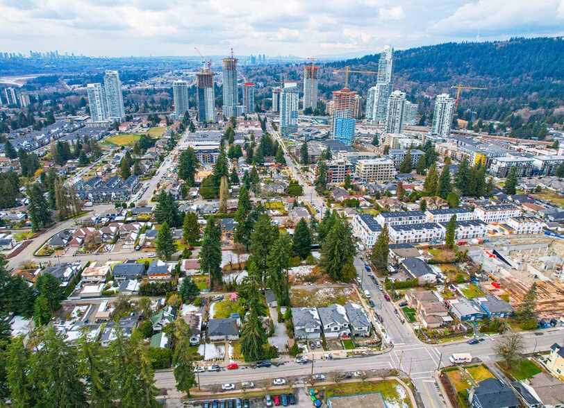 721-739 Smith Av, Coquitlam, BC à vendre - Aérien – Image 3 sur 4