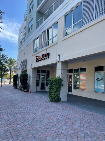 202-272 SE 5th Ave, Delray Beach, FL à louer - Photo de l’immeuble – Image 3 sur 11