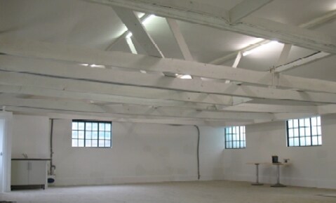 Bells Yew Green Rd, Tunbridge Wells à louer - Photo de l’immeuble – Image 2 sur 2