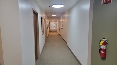 8681-8687 W Irlo Bronson Memorial Hwy, Kissimmee, FL à louer Photo de l’immeuble– Image 1 sur 4