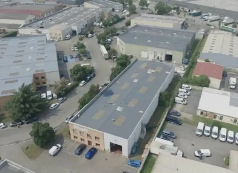 Local d’activités dans Vénissieux à louer Aérien– Image 1 sur 12