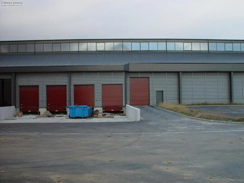 Industriel/Logistique dans Saint-Denis à louer - Photo de l’immeuble – Image 3 sur 29