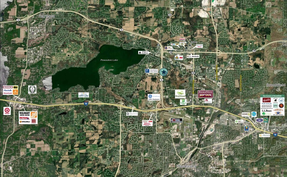 N27W25284 Bluemound Rd, Pewaukee, WI à vendre - Photo de l’immeuble – Image 2 sur 6