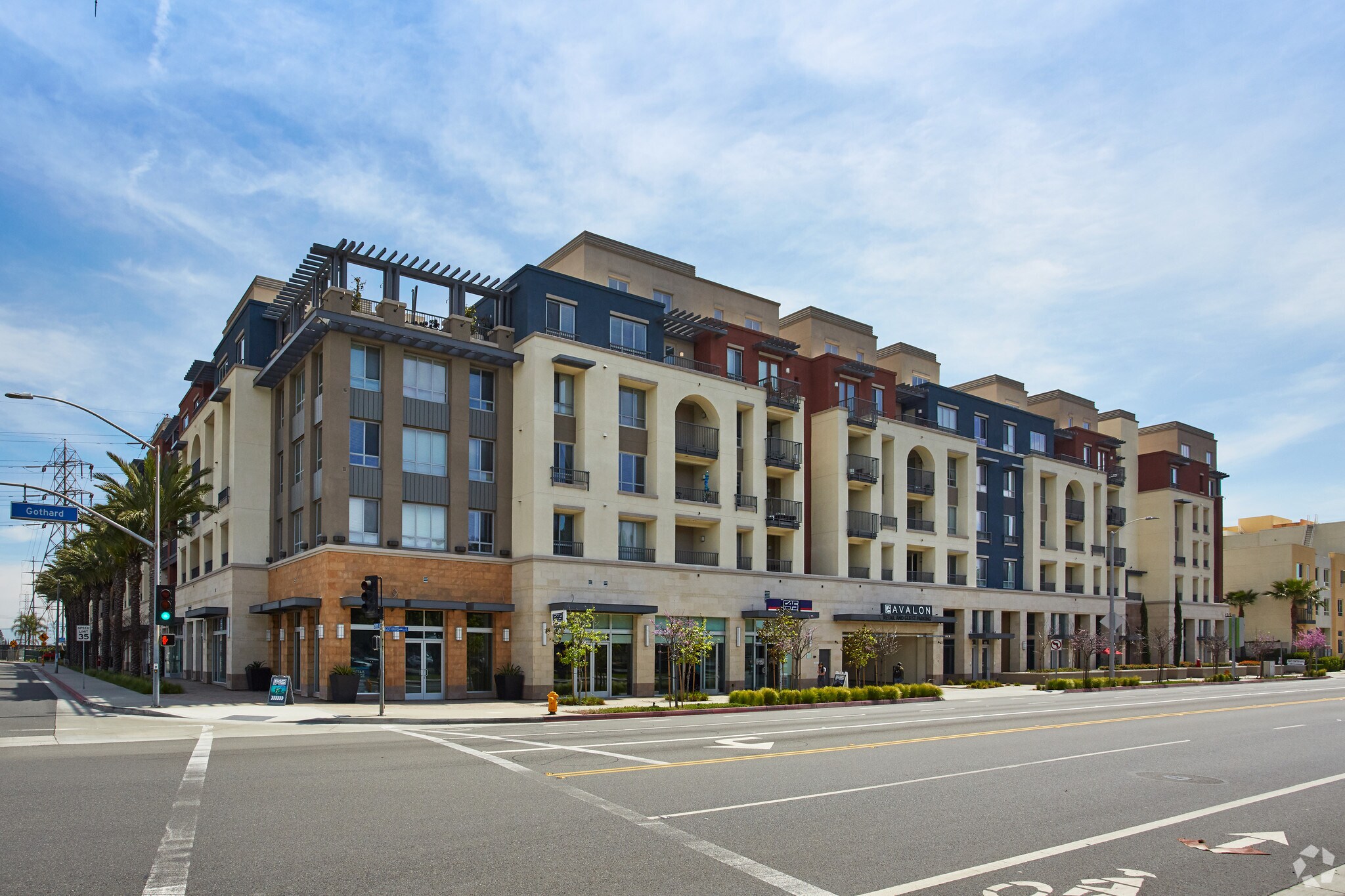 7400 Center Ave, Huntington Beach, CA à louer Photo principale– Image 1 sur 5