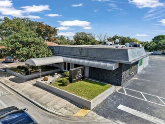Plus de détails pour 2220 N University Dr, Fort Lauderdale, FL - Local commercial à vendre