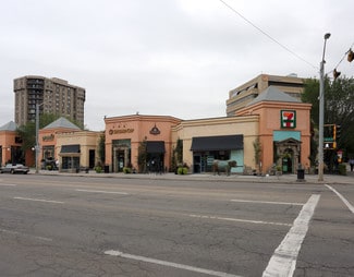 Plus de détails pour 11204-11214 Jasper Av NW, Edmonton, AB - Local commercial à louer