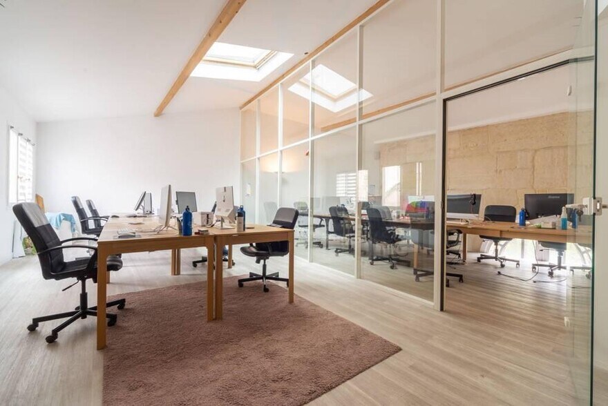 Bureau dans Paris à louer - Photo de l’immeuble – Image 2 sur 9