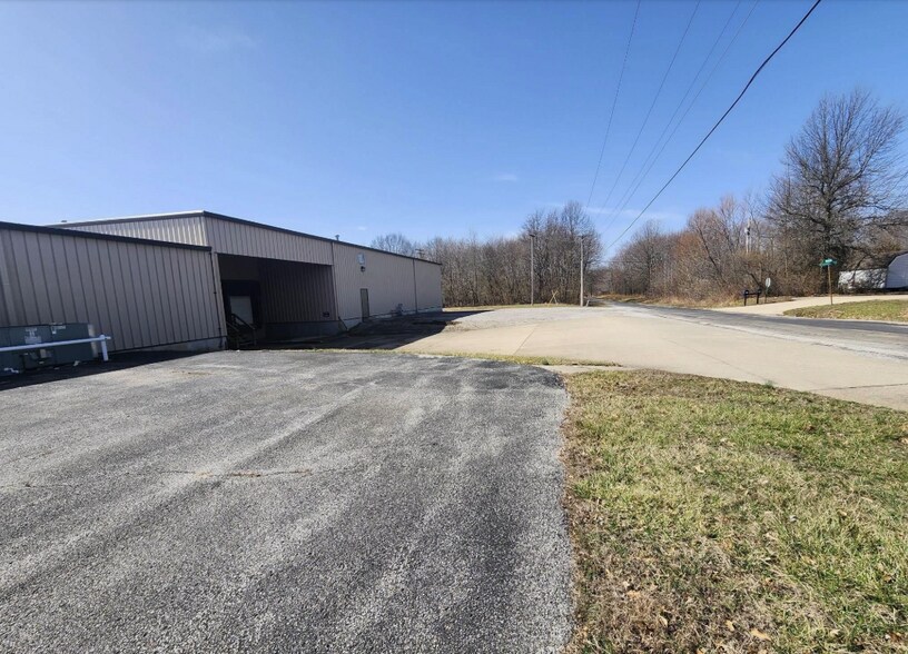 4201 Ilberry Rd, Mount Vernon, IL à louer - Photo de l’immeuble – Image 3 sur 4