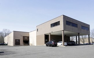 Plus de détails pour 53-55 Dwight Pl, Fairfield, NJ - Industriel/Logistique à louer