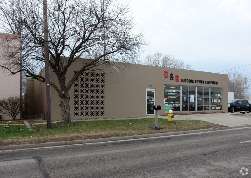 318 Illinois Ave, Maumee, OH à louer - Photo de l’immeuble – Image 2 sur 4