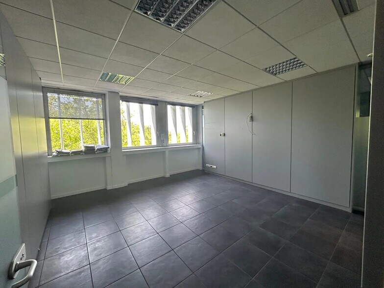 54 Avenue De Hambourg, Marseille à louer - Photo de l’immeuble – Image 3 sur 12