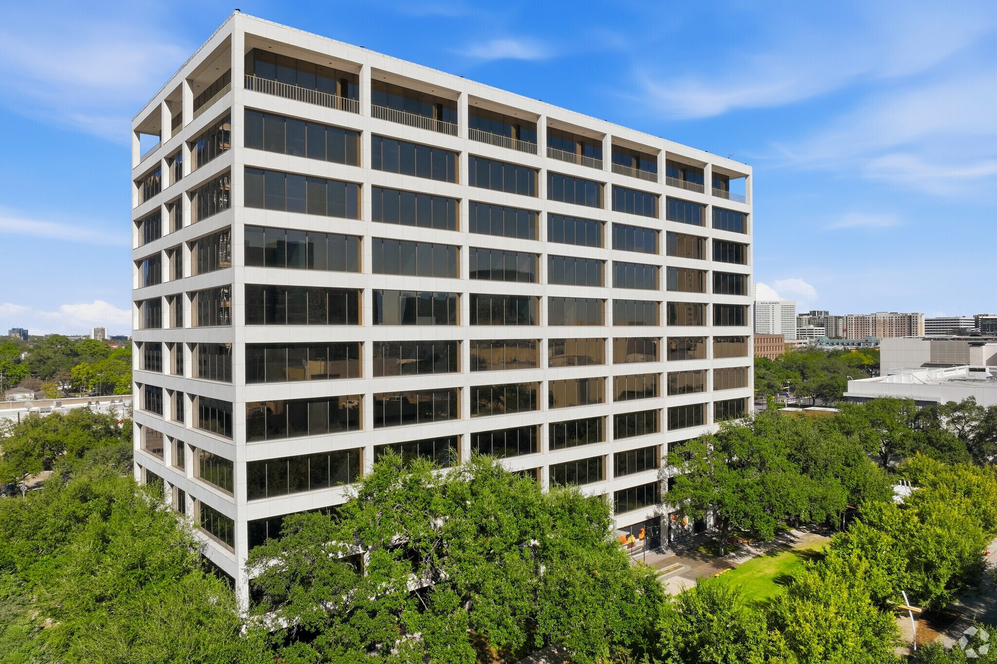 5251 Westheimer Rd, Houston, TX à louer Photo principale– Image 1 sur 35