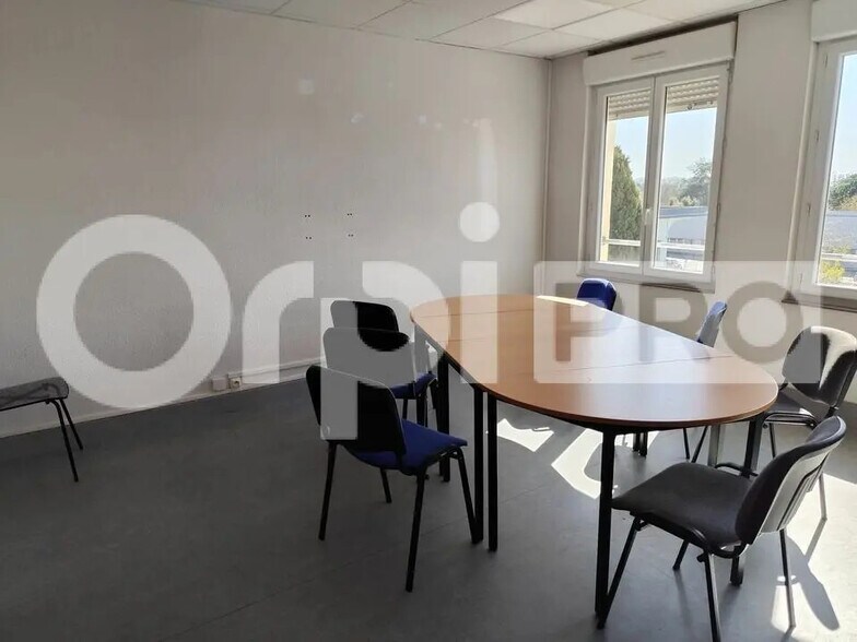 Bureau dans Limoges à louer - Photo de l’immeuble – Image 1 sur 4