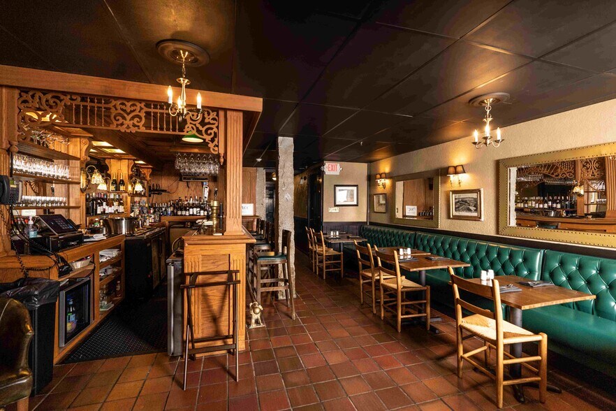 121 E Main St, Searsport, ME à vendre - Photo intérieure – Image 3 sur 12