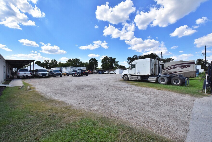 1915 Sherwood Forest St, Houston, TX à vendre - Photo de l’immeuble – Image 3 sur 21