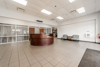 306 JB Hunt Corporate Dr, Lowell, AR à vendre Photo de l’immeuble– Image 2 sur 5