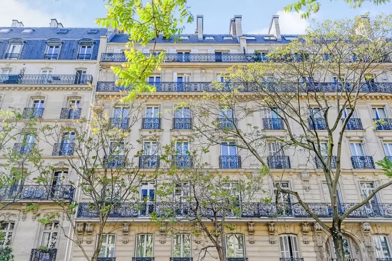 Bureau dans Paris à louer - Photo de l’immeuble – Image 1 sur 12