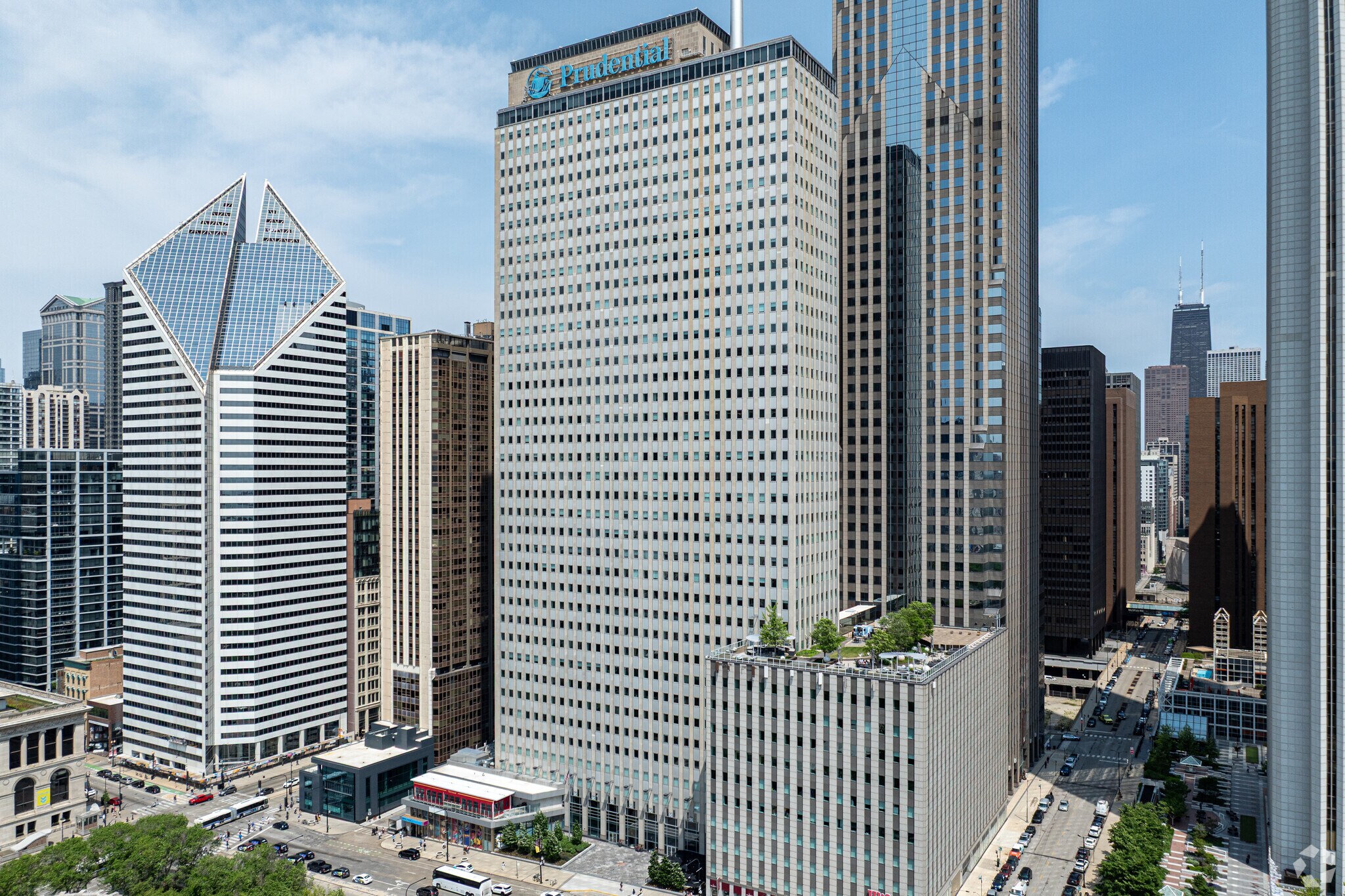 130 E Randolph St, Chicago, IL à louer Photo principale– Image 1 sur 27