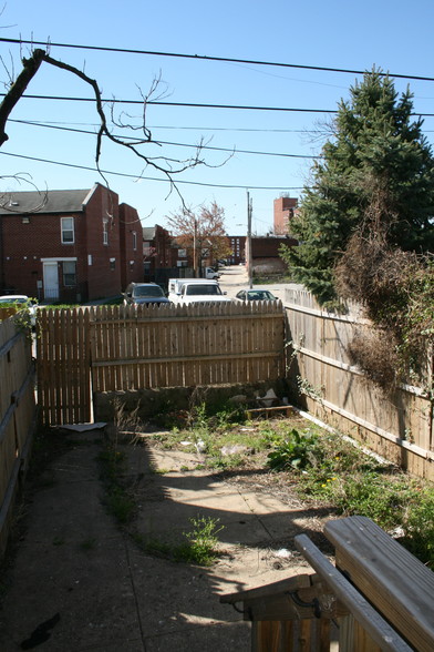 1321 E North Ave, Baltimore, MD à louer - Photo de l’immeuble – Image 2 sur 3