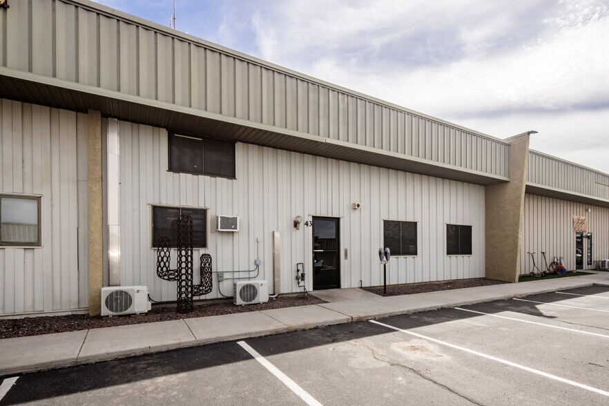 1600 Acoma Blvd W, Lake Havasu City, AZ à vendre - Photo de l’immeuble – Image 3 sur 32