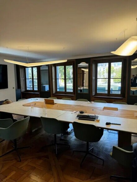 Bureau dans Paris à vendre - Photo de l’immeuble – Image 2 sur 6