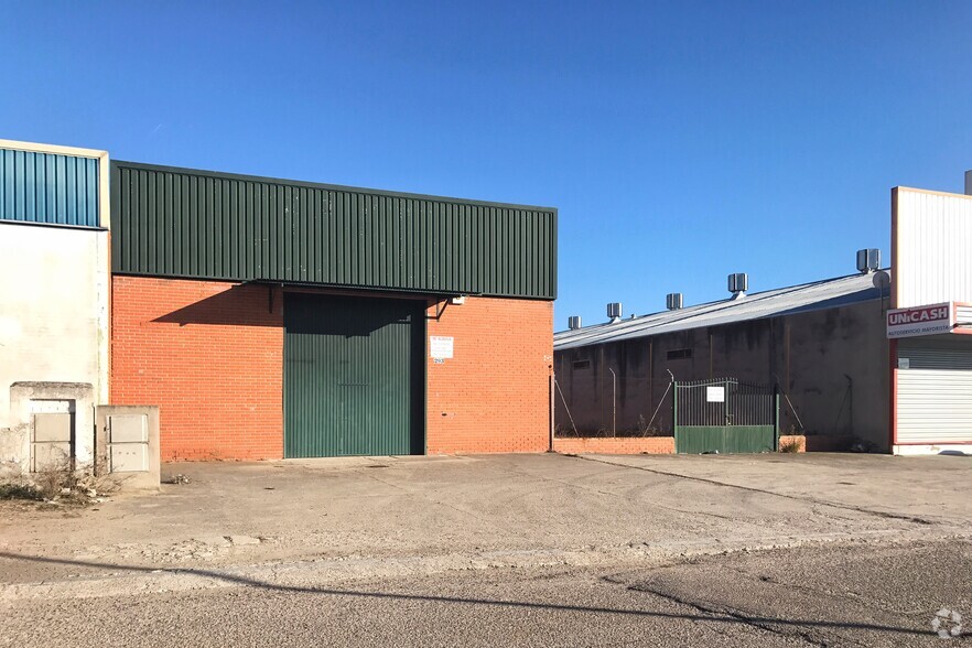 Calle Julio Verne, 293, Talavera de la Reina, Toledo à vendre - Photo de l’immeuble – Image 2 sur 2