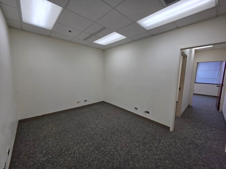 1314 S king St, Honolulu, HI à louer - Photo de l’immeuble – Image 3 sur 68