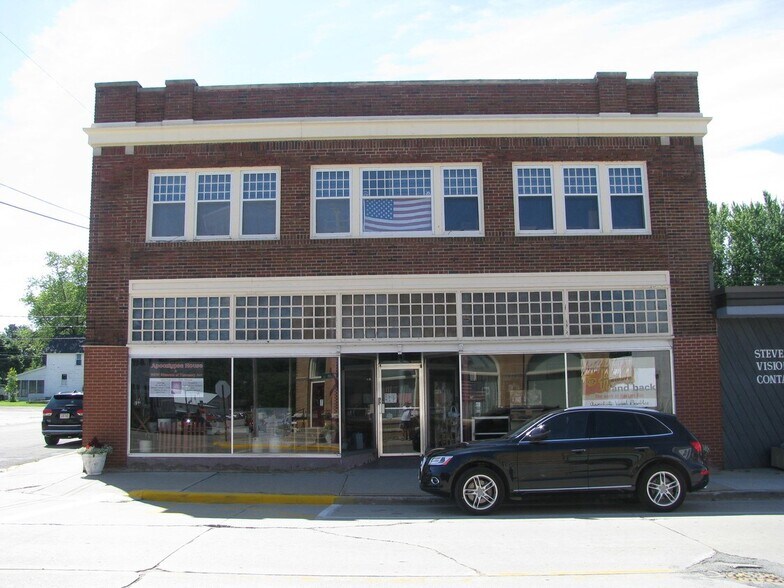 134 E Main St, Gillett, WI à vendre - Photo de l’immeuble – Image 3 sur 3