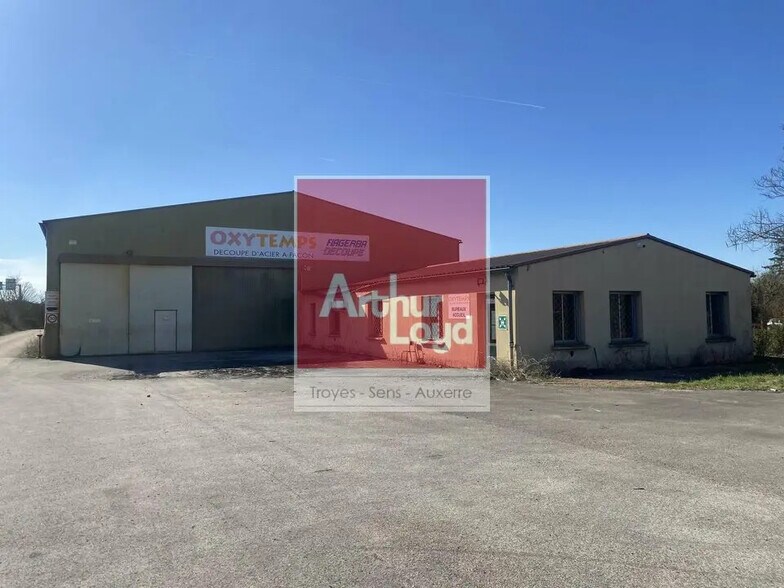 Industriel/Logistique dans Barberey-Saint-Sulpice à vendre - Photo de l’immeuble – Image 1 sur 12
