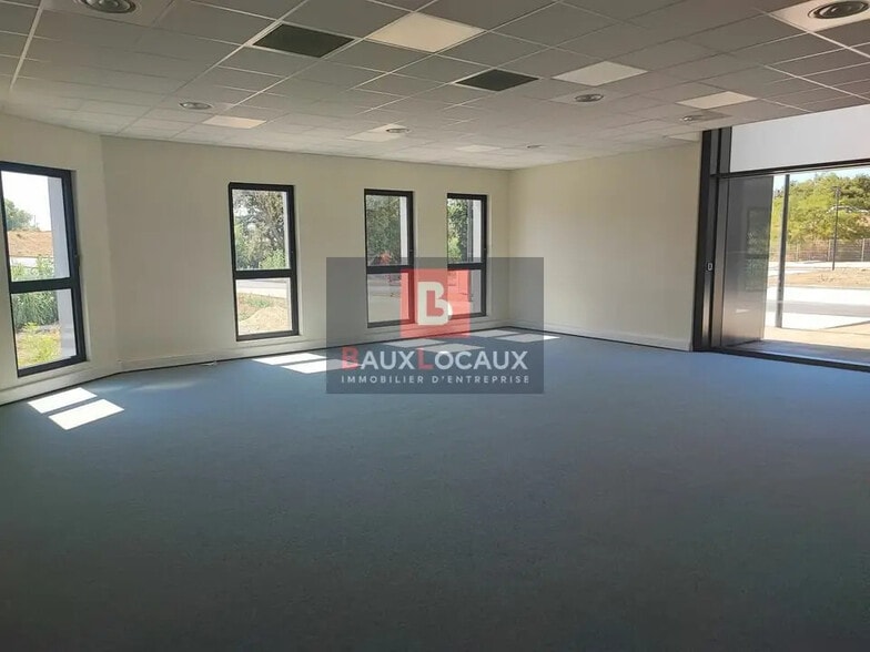 Local commercial dans Salon-de-Provence à louer - Photo intérieure – Image 3 sur 4