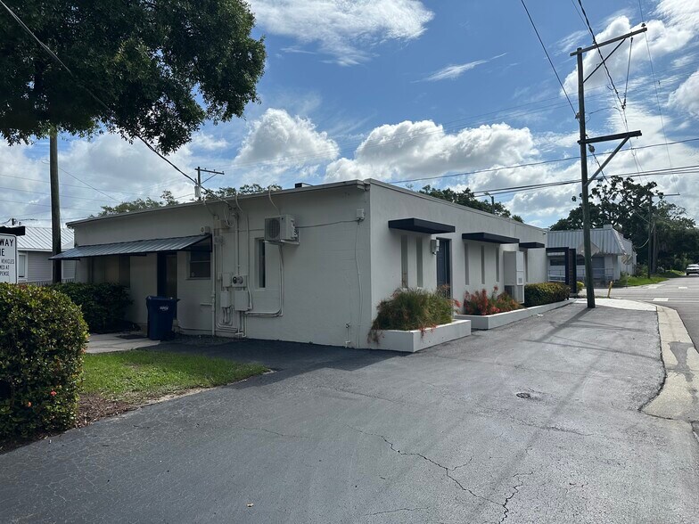 6100 N Nebraska Ave, Tampa, FL à louer - Photo de l’immeuble – Image 3 sur 31