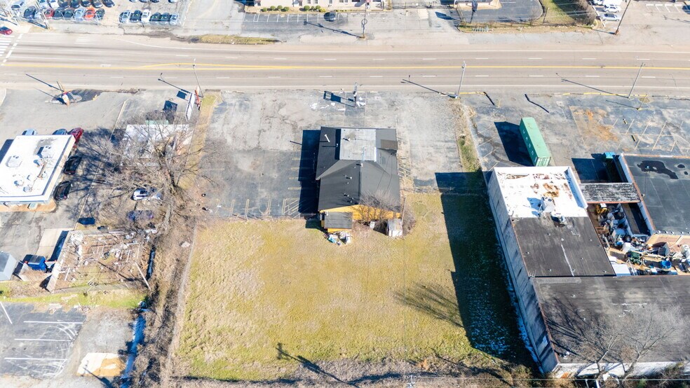2291 Elvis Presley Blvd, Memphis, TN à vendre - Photo de l’immeuble – Image 2 sur 10
