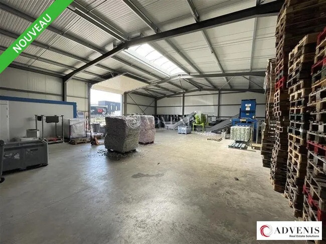 Plus de détails pour Local d’activités à vendre