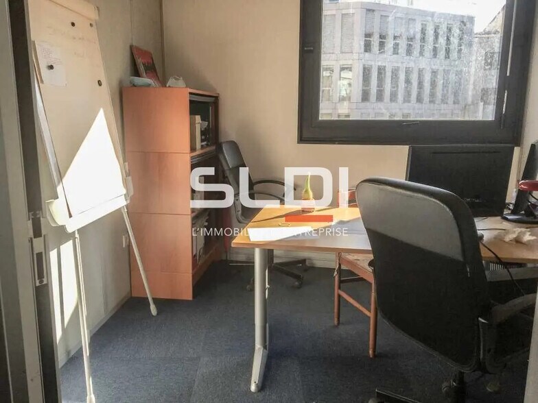 Bureau dans Lyon à louer - Photo de l’immeuble – Image 3 sur 4